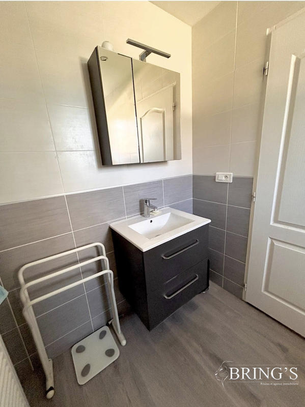 Maison - 131 m² - 8 pièces