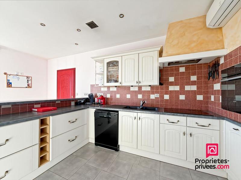 Maison - 106 m² - 5 pièces