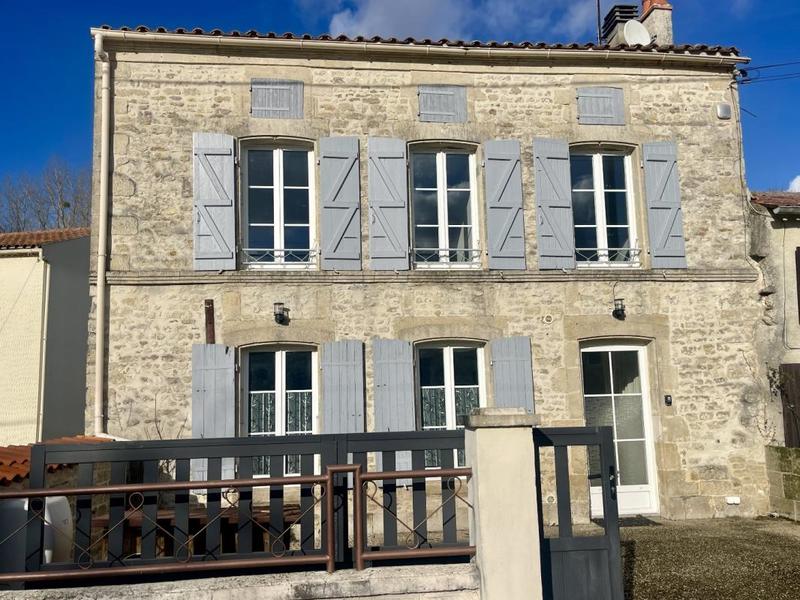 Maison - 83 m² - 4 pièces