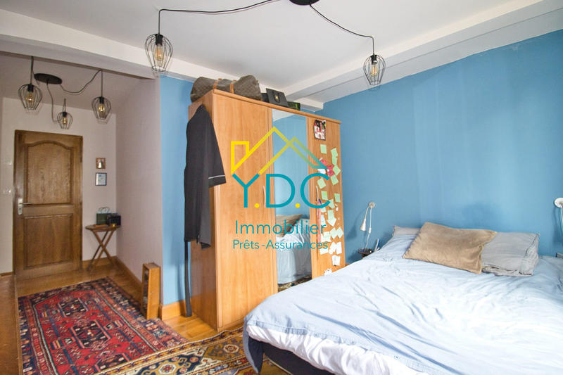 Maison - 183 m² - 7 pièces