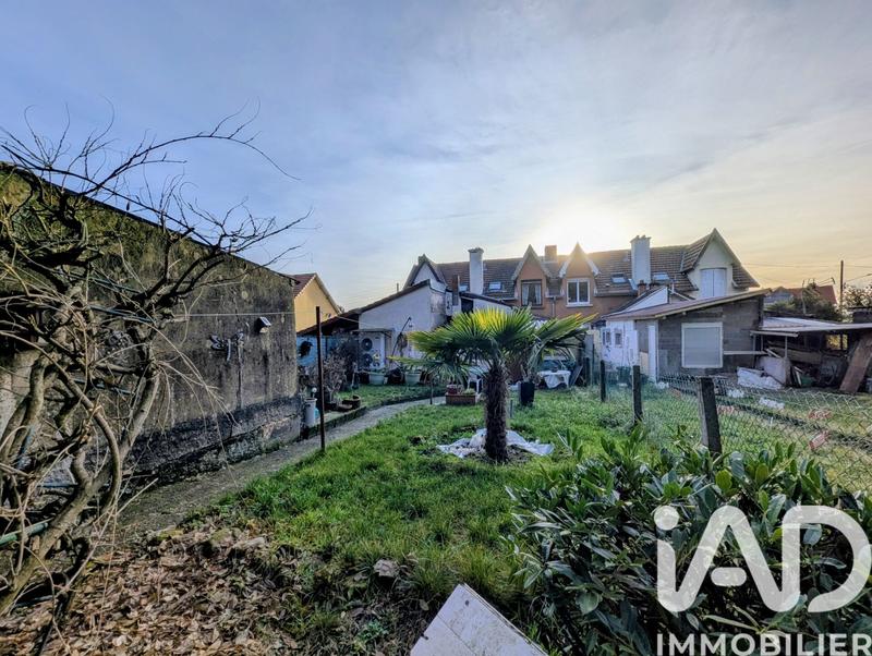 Maison - 100 m² - 4 pièces