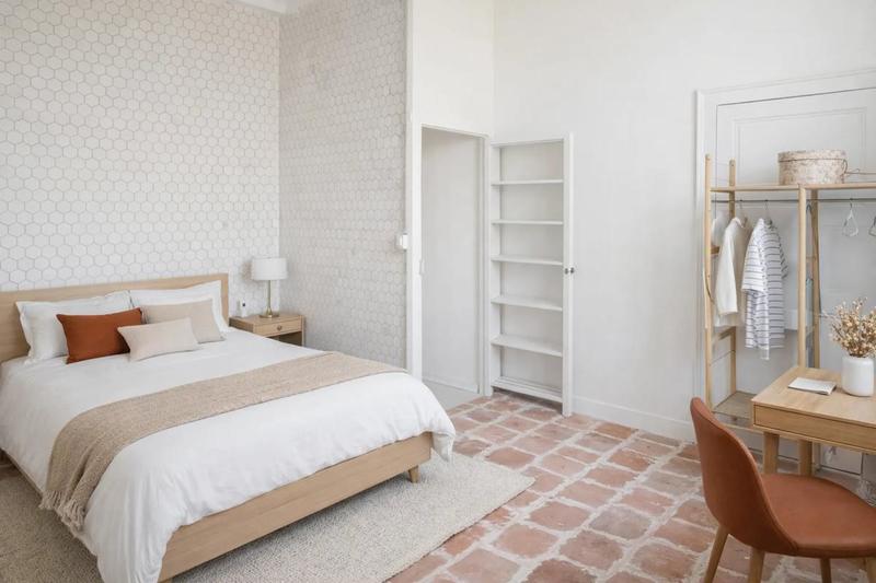 Demeure - 190 m² - 9 pièces