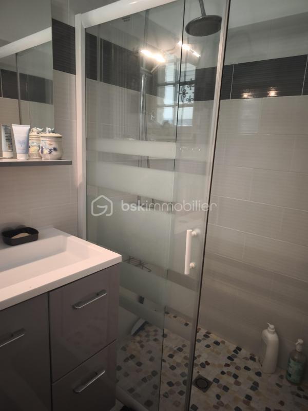 Maison - 171 m² - 8 pièces