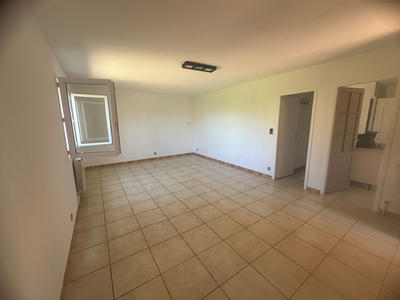 Villa - 90 m² - 4 pièces