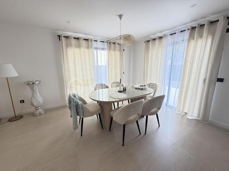 Maison - 150 m² - 6 pièces