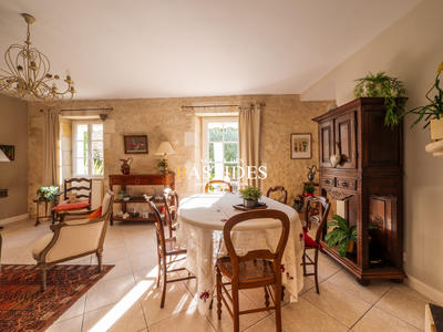 Maison ancienne - 187 m² - 6 pièces