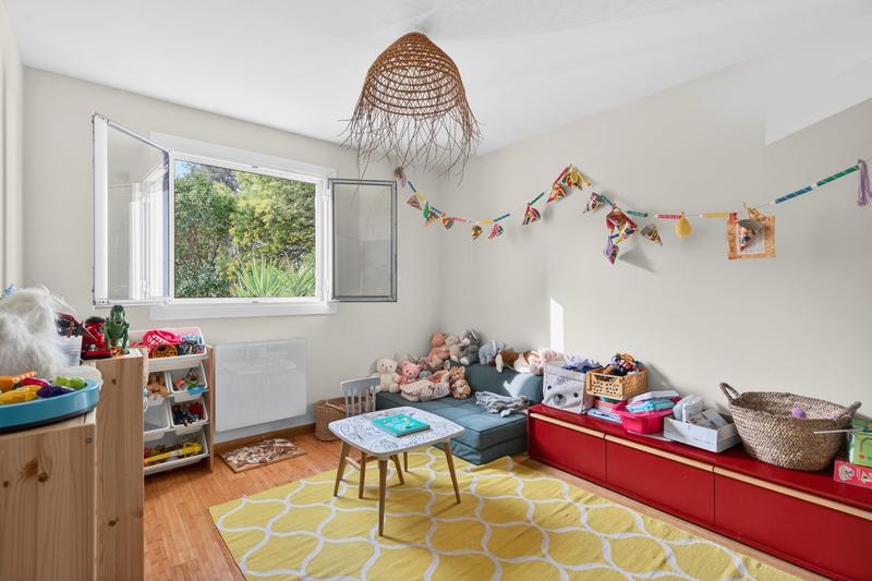 Maison - 188 m² - 7 pièces