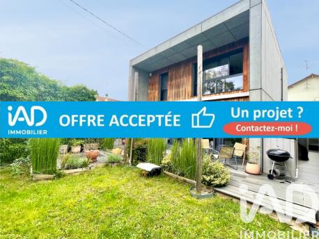 Maison - 110 m² - 5 pièces