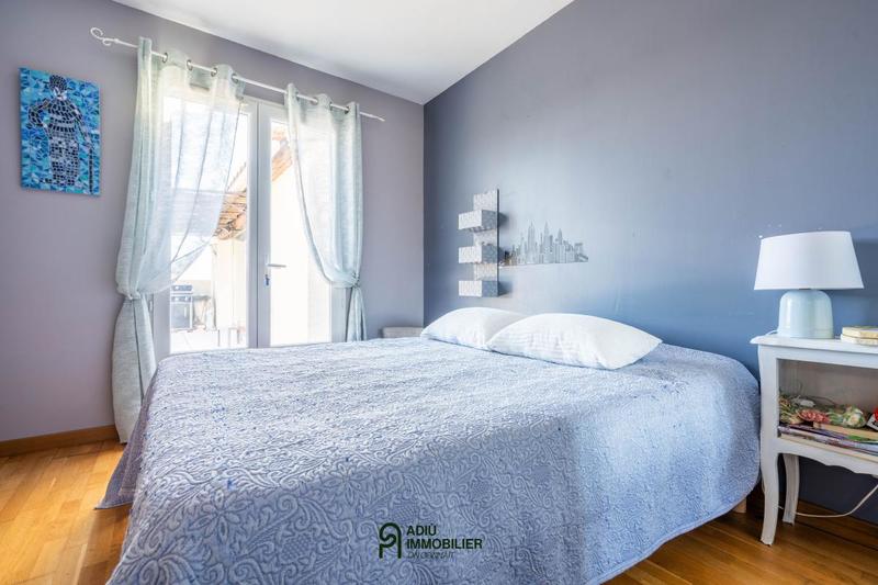 Maison - 104 m² - 4 pièces