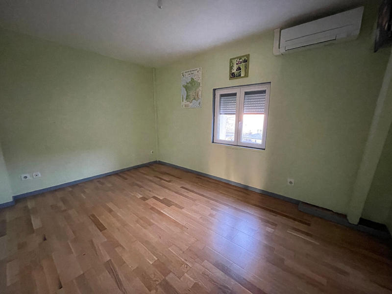 Maison - 167 m² - 6 pièces