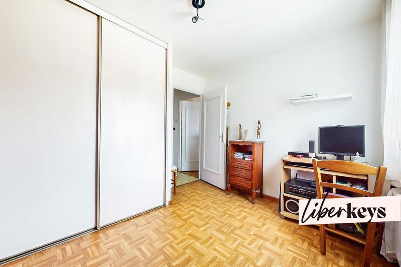 Appartement - 77 m² - 4 pièces