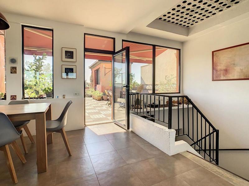 Appartement - 211 m² - 5 pièces