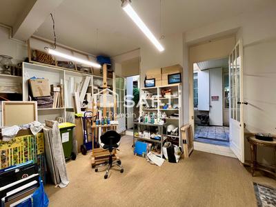 Local commercial - 90 m² - 4 pièces