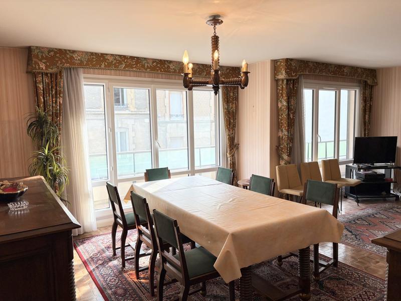 Appartement - 102 m² - 5 pièces