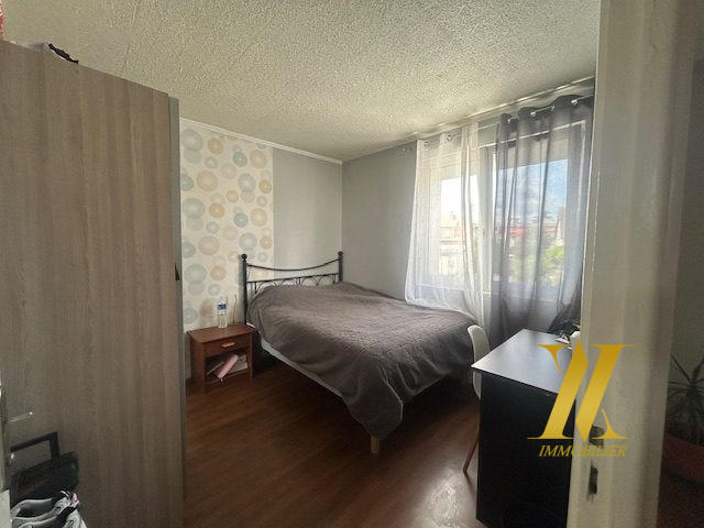 Maison traditionnelle - 100 m² - 4 pièces