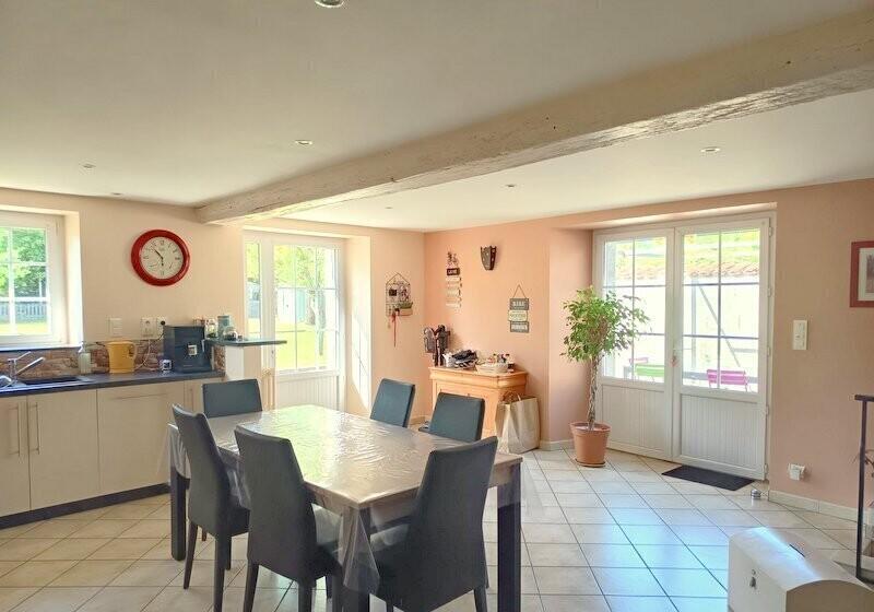 Maison - 169 m² - 5 pièces