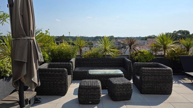 Appartement - 94 m² - 5 pièces