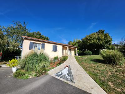 Maison - 120 m² - 6 pièces