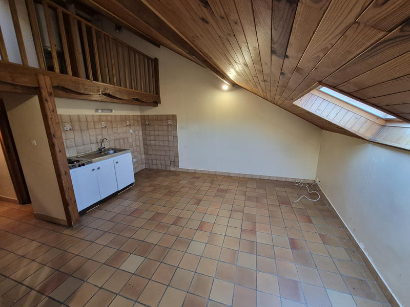 Immeuble - 85 m² - 3 pièces