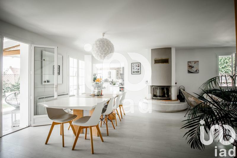 Maison - 158 m² - 7 pièces