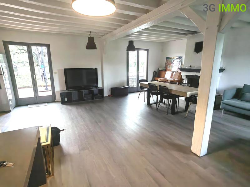 Maison traditionnelle - 130 m² - 7 pièces