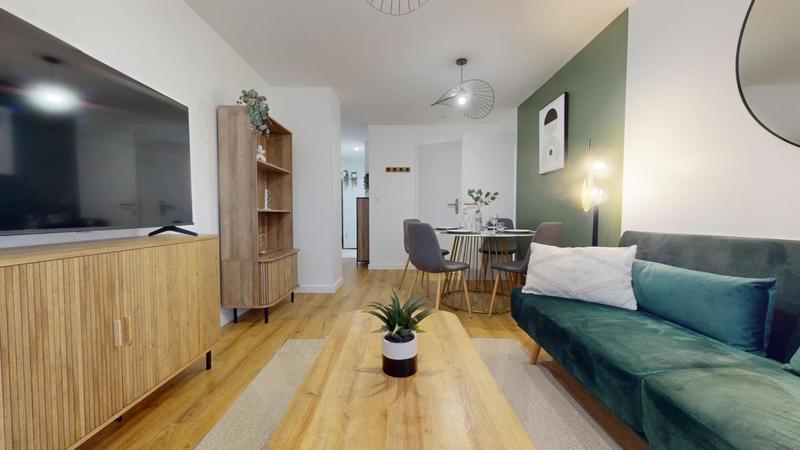 Appartement - 75 m² - 5 pièces