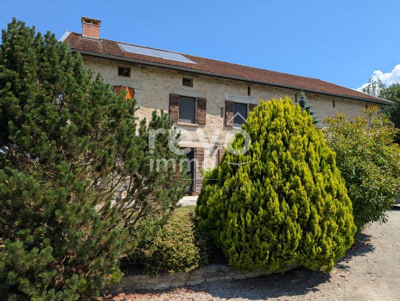 Maison - 180 m² - 7 pièces