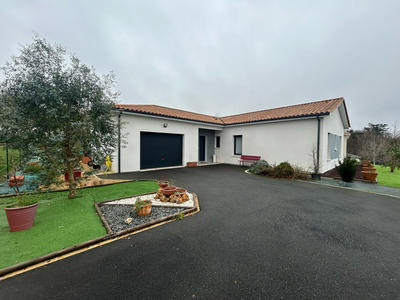 Maison - 115 m² - 5 pièces