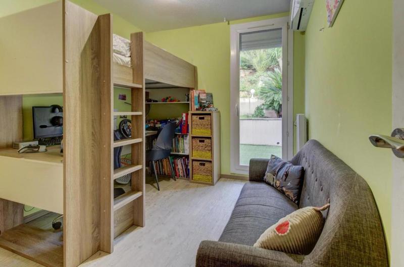 Appartement - 100 m² - 5 pièces