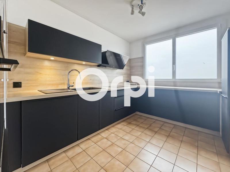 Appartement - 115 m² - 4 pièces