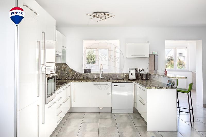 Maison - 113 m² - 5 pièces