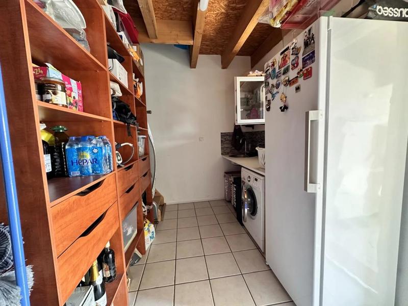 Maison - 180 m² - 8 pièces