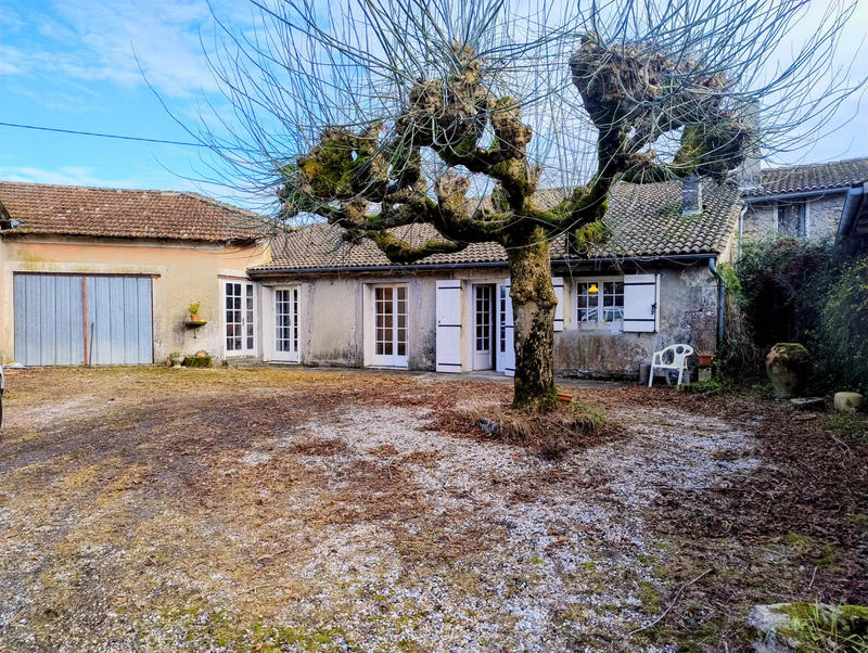 Maison de village - 136 m² - 5 pièces