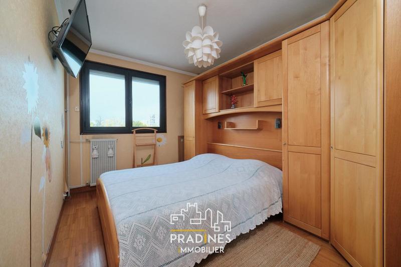 Appartement - 80 m² - 4 pièces