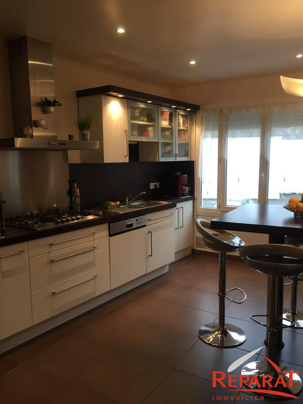 Maison - 110 m² - 4 pièces