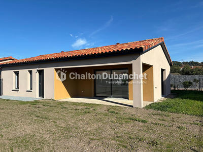 Maison - 94 m² - 5 pièces