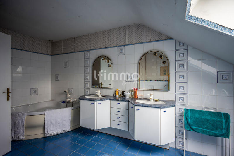 Maison d'architecte - 205 m² - 8 pièces