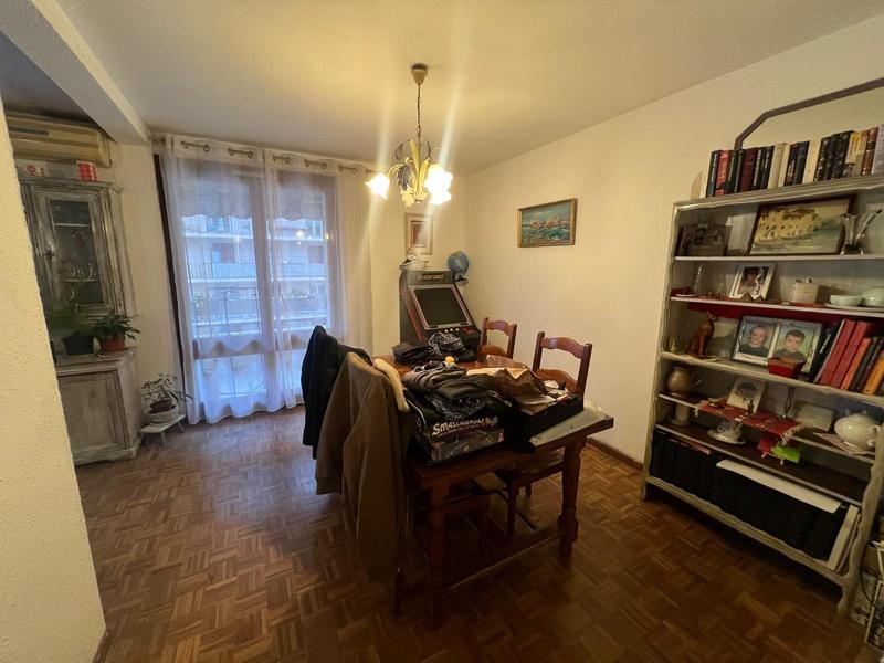 Appartement - 87 m² - 4 pièces
