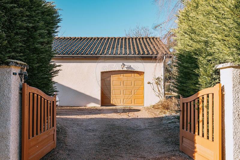 Maison - 122 m² - 4 pièces