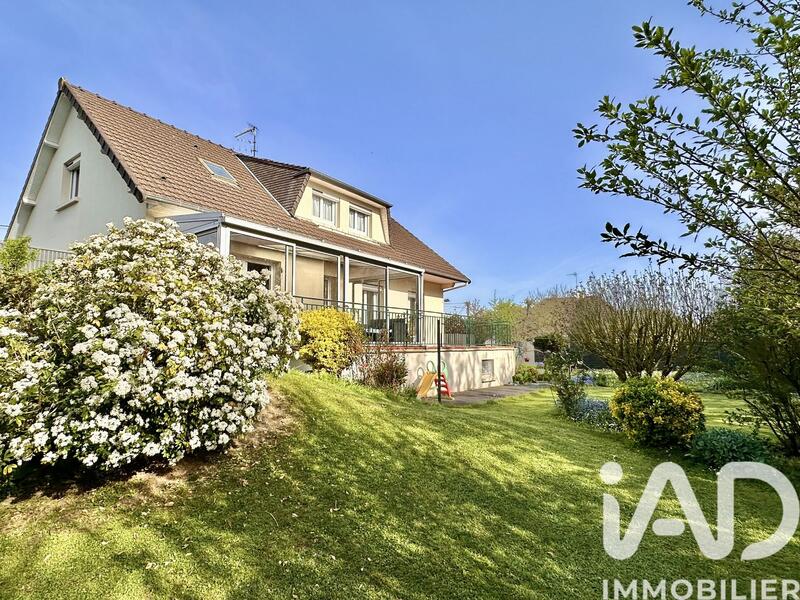 Maison - 110 m² - 5 pièces