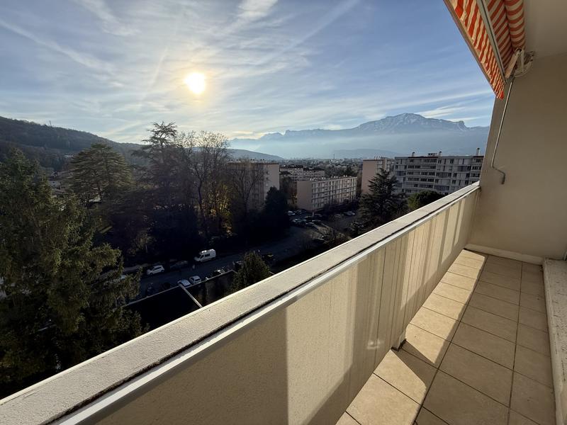 Appartement - 73 m² - 4 pièces