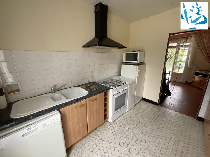 Maison - 172 m² - 9 pièces