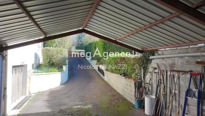 Pavillon - 156 m² - 7 pièces