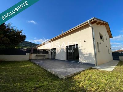 Maison - 145 m² - 5 pièces