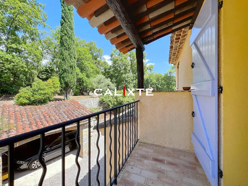 Villa - 270 m² - 8 pièces