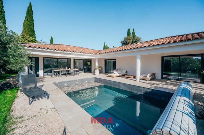 Maison contemporaine - 135 m² - 4 pièces