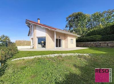 Maison - 140 m² - 5 pièces