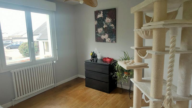 Maison - 96 m² - 5 pièces