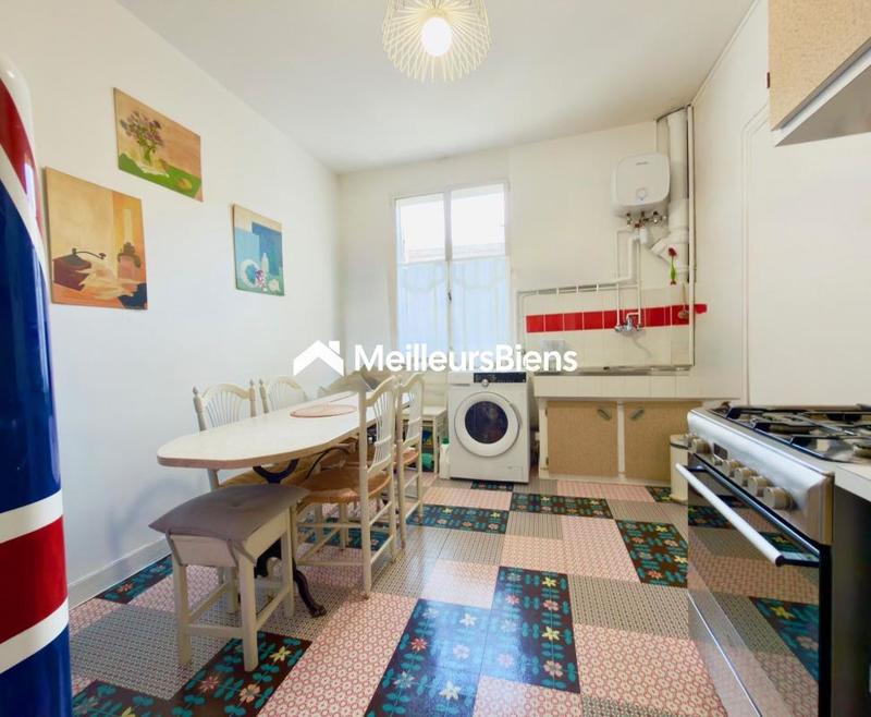 Appartement ancien - 98 m² - 5 pièces