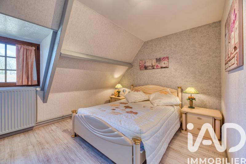 Maison - 237 m² - 13 pièces